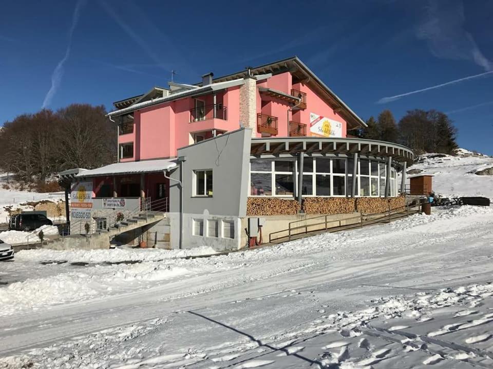 Hotel Sole Del Baldo Брентоніко Екстер'єр фото