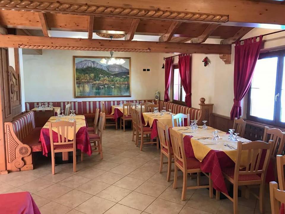Hotel Sole Del Baldo Брентоніко Екстер'єр фото
