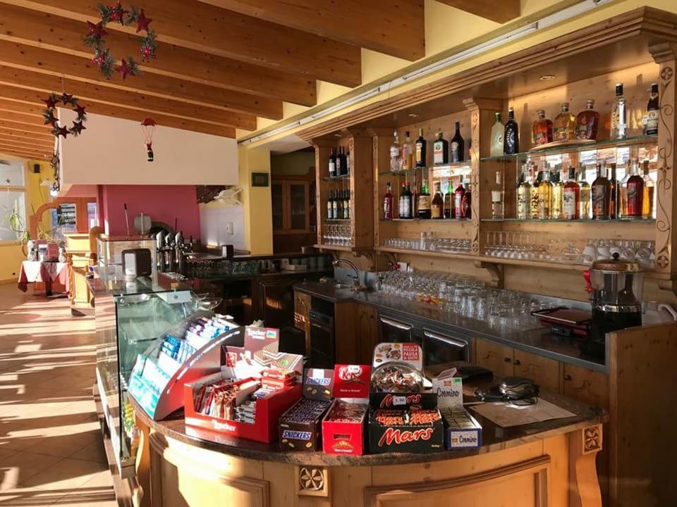Hotel Sole Del Baldo Брентоніко Екстер'єр фото