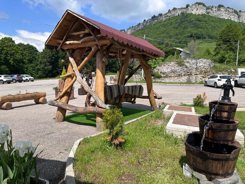 Hotel Sole Del Baldo Брентоніко Екстер'єр фото